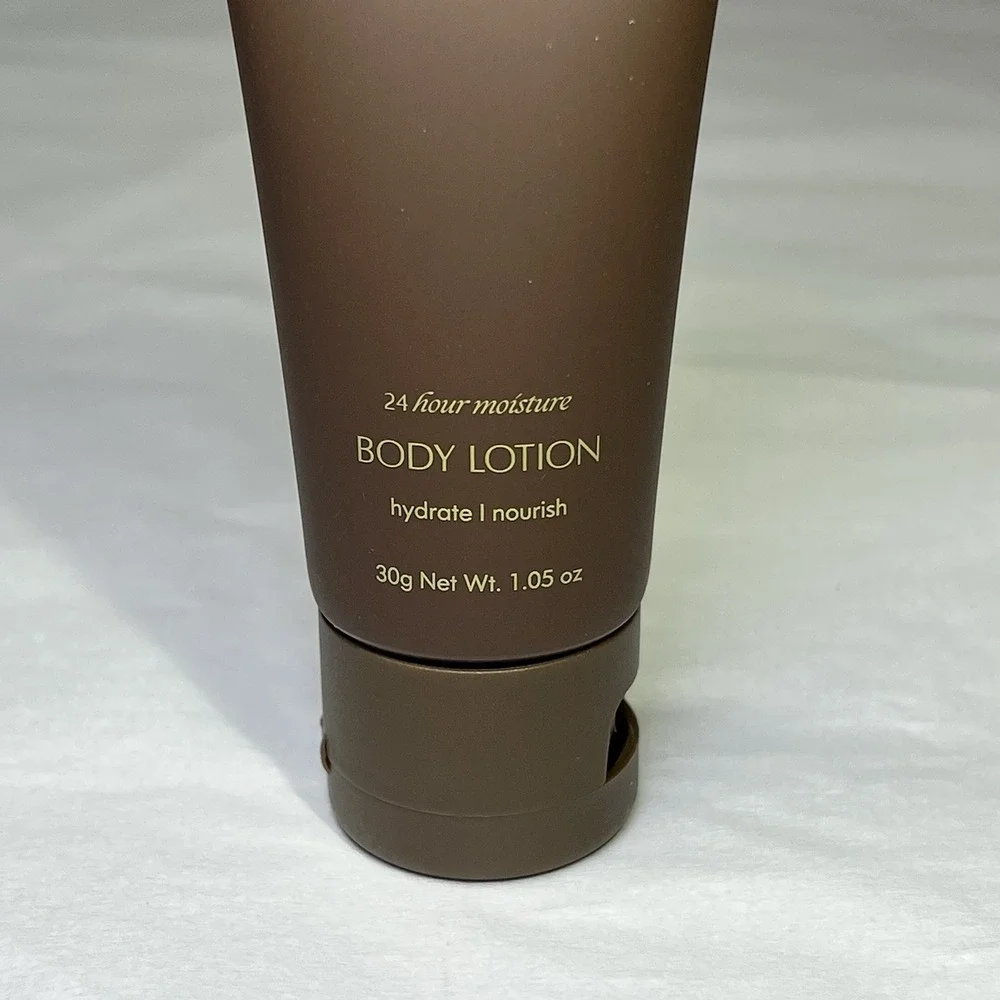 Wynne Layers travel size